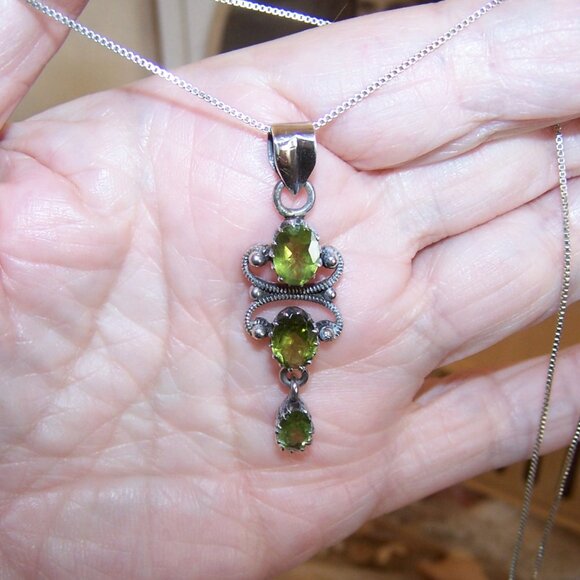 Victorian Revival Sterling Silver Peridot Dangle Pendant - Picture 9 of 11